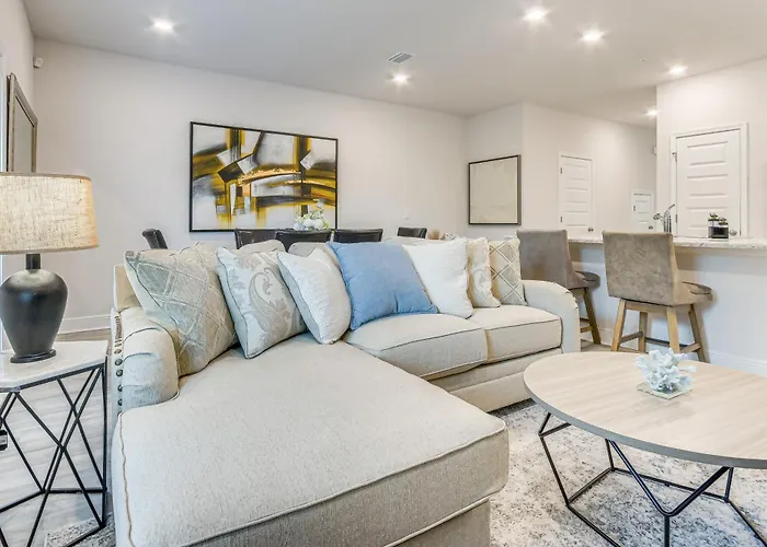 8 Mi To Dtwn Pensacola: Modern Escape W/ Patio! * Pensacola