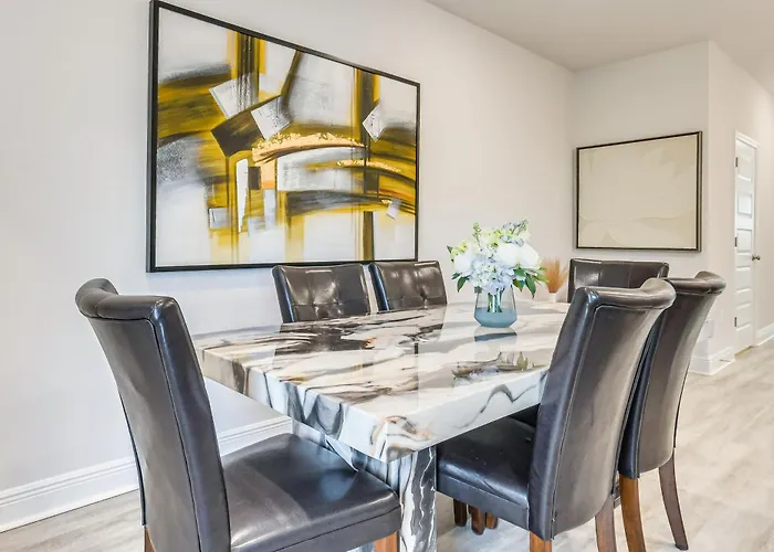 8 Mi To Dtwn Pensacola: Modern Escape W/ Patio!
