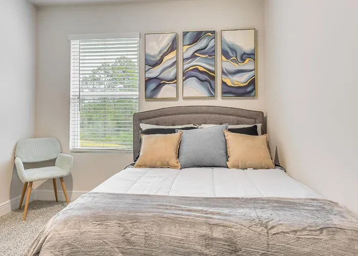 8 Mi To Dtwn Pensacola: Modern Escape W/ Patio! Holiday home *